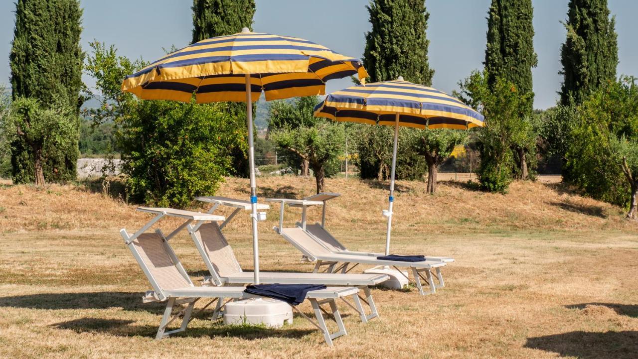 Hotel Vega פרוג'ה מראה חיצוני תמונה