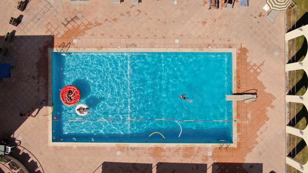 Hotel Vega פרוג'ה מראה חיצוני תמונה
